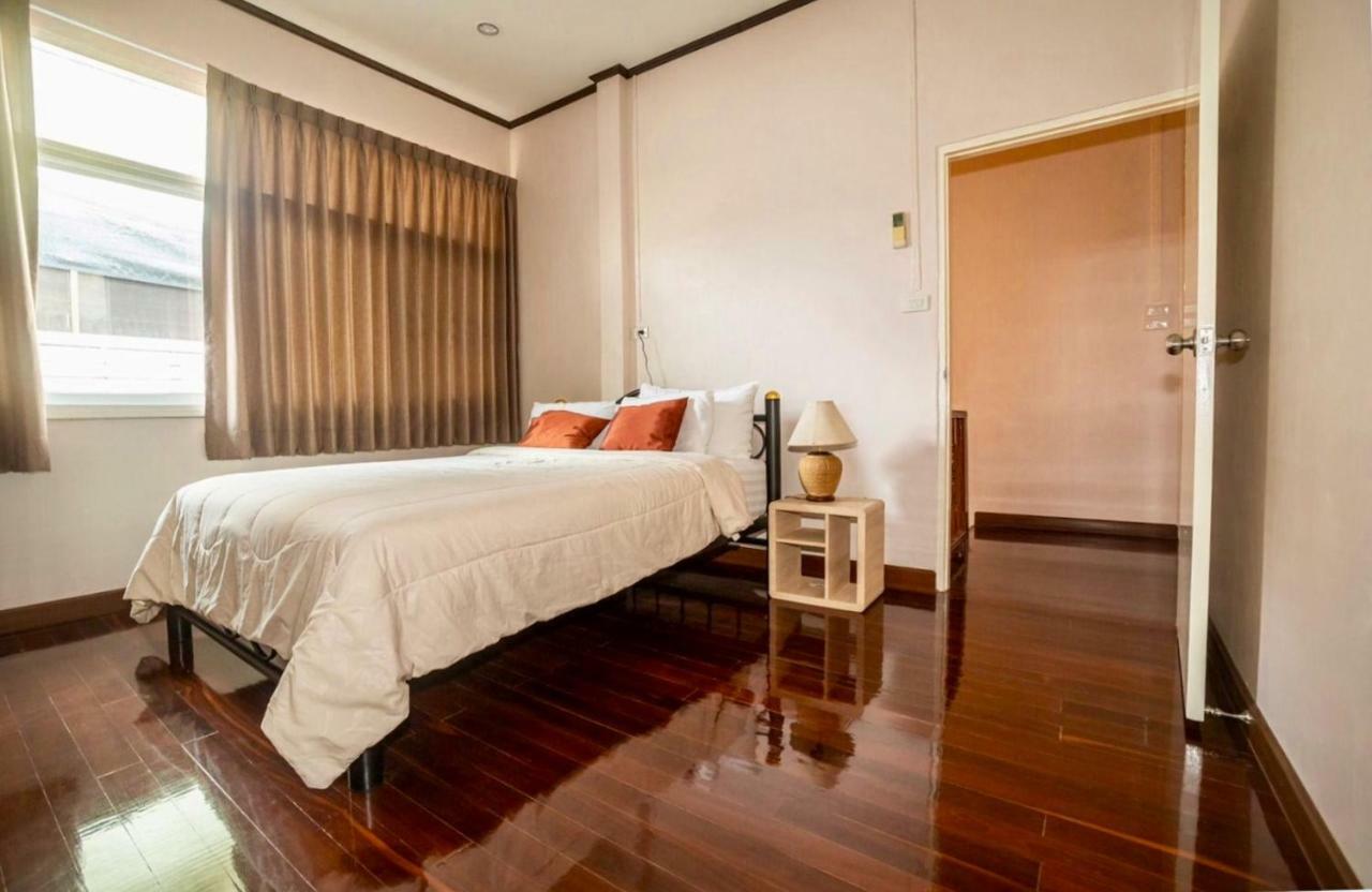 Downtown 3 Bedroom House With Pool Holiday home Hua Hin